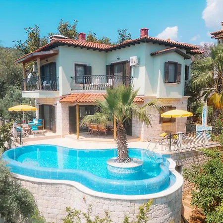 Mandalina, Cukurbag Peninsula-kas Villa