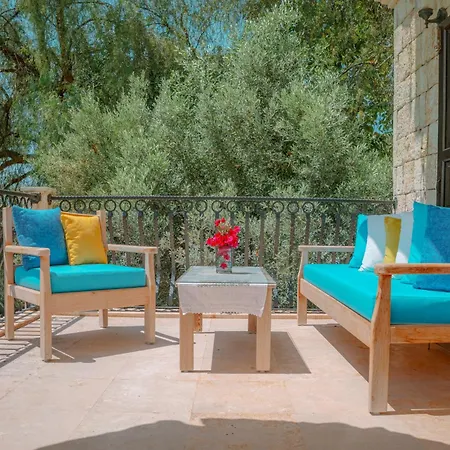 Mandalina, Cukurbag Peninsula-kas Villa Kaş